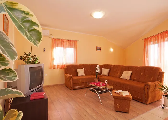 Apartments Mara