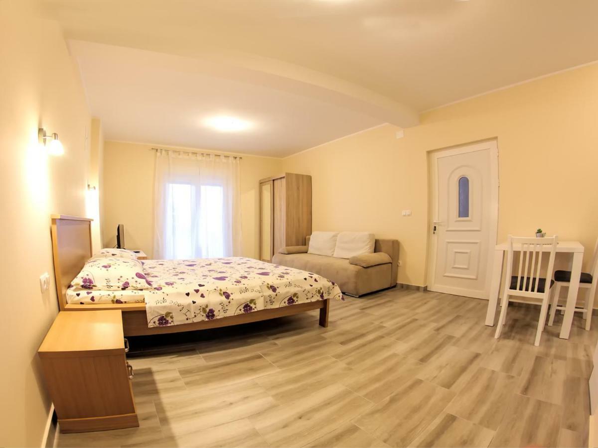 Mara Apartmán *
