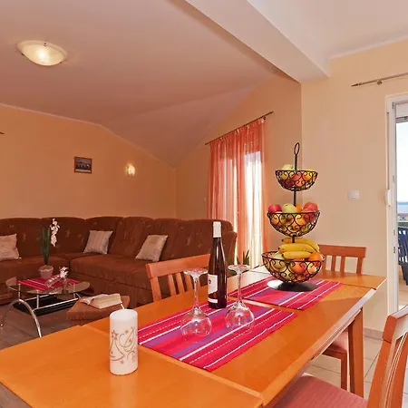 Apartments Mara Drage Exterior photo