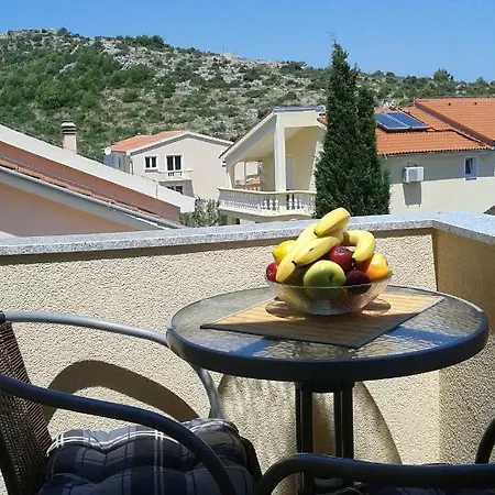 Apartments Mara Drage Exterior photo